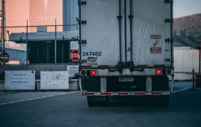 ¿Cuál es la diferencia entre planificar y optimizar una ruta?
