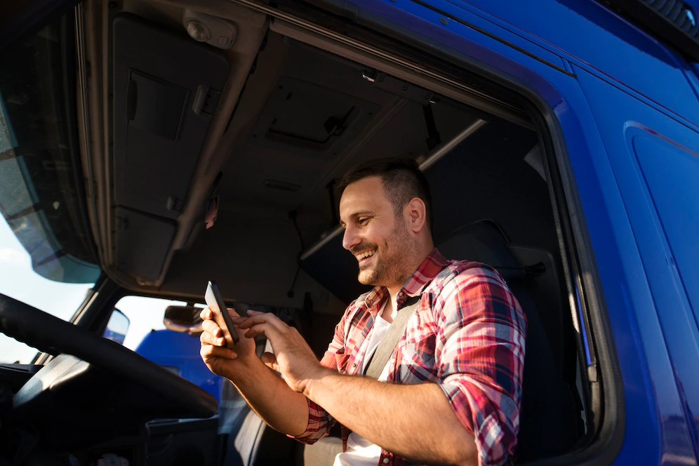 Rastreo y monitoreo de flotas vehiculares